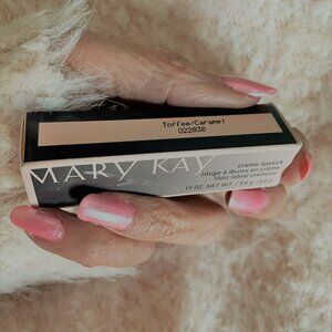 *♪ MaryKay Caramel Toffee Lipstick brand new *♪